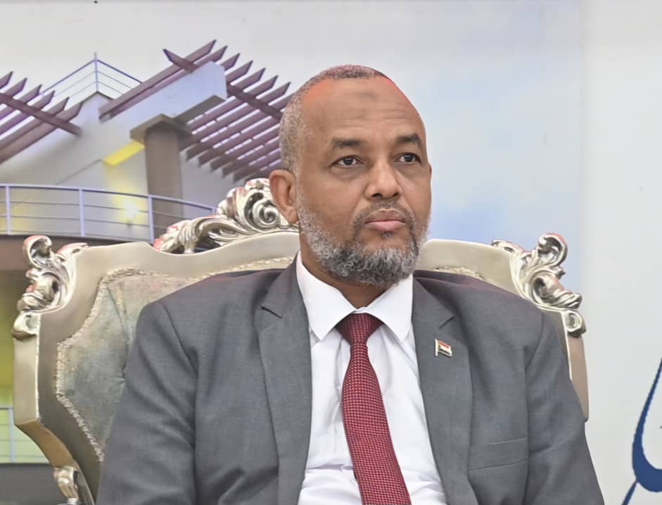 وزير الصحة زراعة الكلى والكبد علي نفقة الدولة 1 IMG 20251209 WA0319